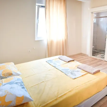 Nar Sarisu Apart 2* Konyaalti